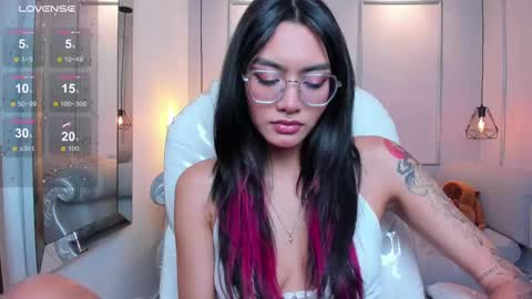 Snapshot of azurakindong chatting on September 10, 7:26 pm Azura online show from September 10, 7:26 pm