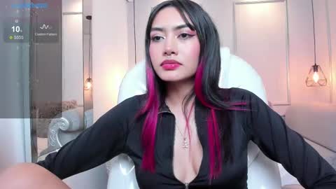 Snapshot of azurakindong chatting on February 18, 12:05 am Azura online show from February 18, 12:05 am