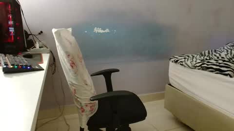 b0ycan online show from November 23, 11:58 pm