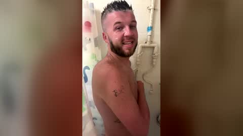 b44212157 online show from April 14, 10:18 am