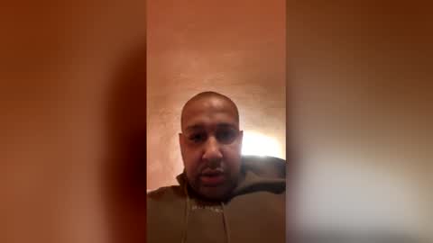 b945061 online show from March 29, 1:29 am