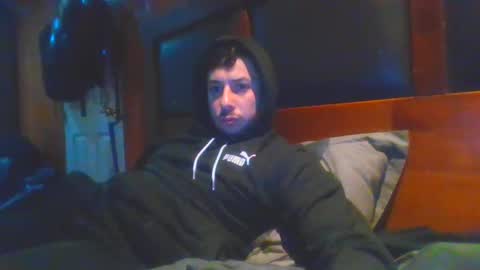Snapshot of baadddboooy69 chatting on October 7, 3:02 am baadddboooy69 online show from October 7, 3:02 am