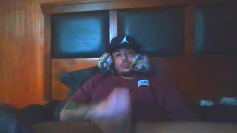 Snapshot of baadddboooy69 chatting on September 14, 1:01 pm baadddboooy69 online show from September 14, 1:01 pm