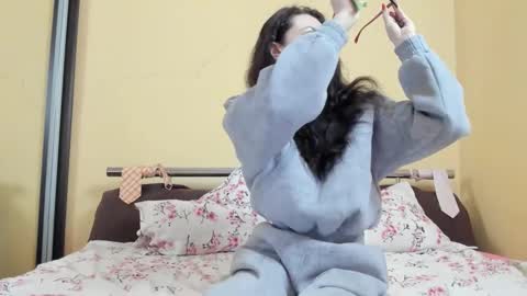 babby_jewel online show from February 10, 11:13 am