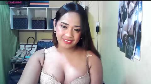 Snapshot of baby_cassandra chatting on February 17, 8:27 pm cassandra online show from February 17, 8:27 pm