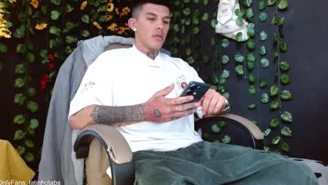 OF GxoXabs online show from December 30, 3:12 pm