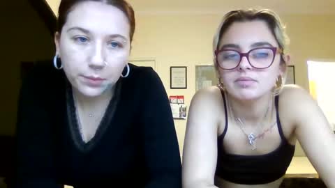 baby_girls2224 online show from February 28, 8:13 pm