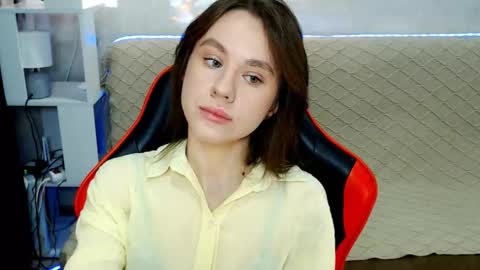 baby_kitte online show from January 15, 5:05 am