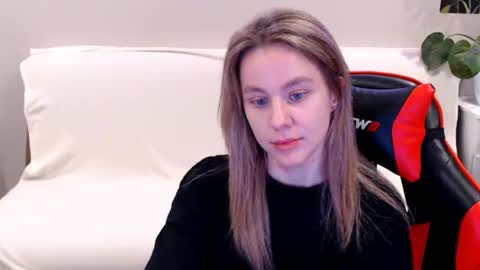 baby_kitte online show from February 13, 2:45 am