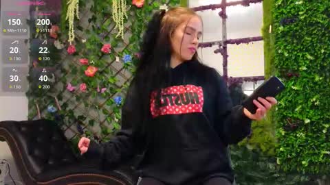 Snapshot of baby_nyco chatting on October 7, 5:09 pm Baby Nico online show from October 7, 5:09 pm