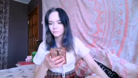 Alice online show from April 24, 8:38 am