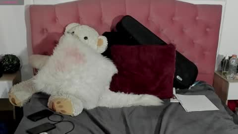 baby_punkk online show from February 15, 5:30 am