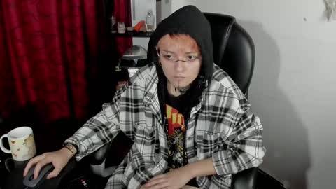 baby_punkk online show from January 24, 12:42 am