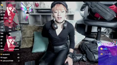 baby_punkk online show from January 30, 12:50 am