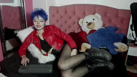 baby_punkk online show from February 22, 3:34 am