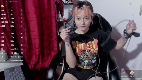 baby_punkk online show from January 29, 12:22 am