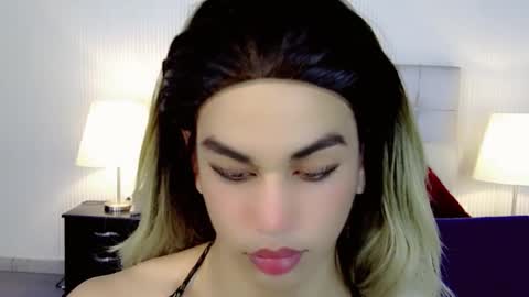 Snapshot of baby_sky01 chatting on September 30, 4:45 am KENDALL online show from September 30, 4:45 am