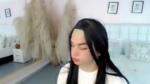 Snapshot of baby_sky01 chatting on October 19, 8:46 pm KENDALL online show from October 19, 8:46 pm
