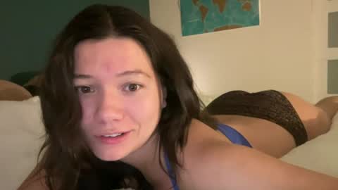 ava online show from June 15, 7:22 am