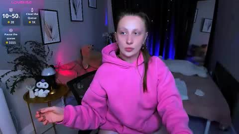Snapshot of babydarkness chatting on October 3, 10:18 pm Eva online show from October 3, 10:18 pm