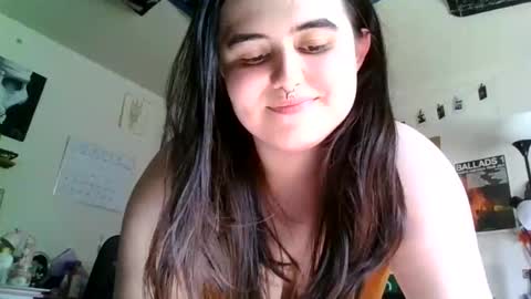 babydollalexiss online show from May 23, 11:45 pm