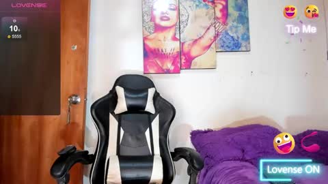 Snapshot of babyhorny_777 chatting on March 7, 1:53 am babyhorny_777 online show from March 7, 1:53 am