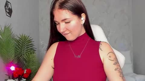 Snapshot of babyisperfect chatting on October 11, 5:12 am Sophia online show from October 11, 5:12 am