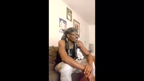 Ebony Femboy online show from March 1, 2:16 am