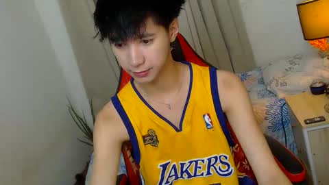 Snapshot of babymasterbater chatting on September 27, 11:30 am call me james online show from September 27, 11:30 am