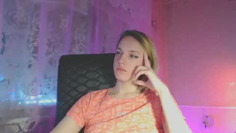 Snapshot of babymuro4ka chatting on February 17, 9:00 pm Sonya online show from February 17, 9:00 pm