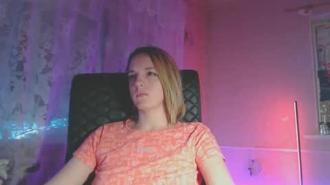 Snapshot of babymuro4ka chatting on March 1, 8:32 pm Sonya online show from March 1, 8:32 pm