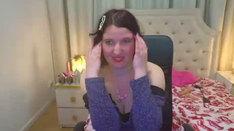 Angela online show from June 21, 3:51 pm