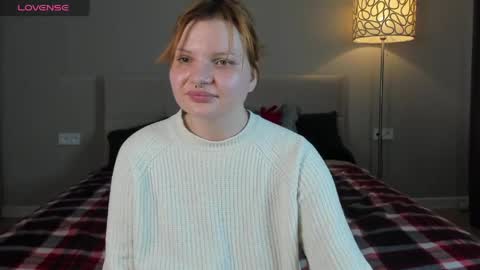 babyyulli online show from April 10, 6:30 am