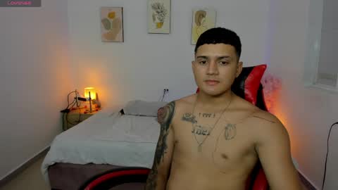 bad_boy__777 online show from April 18, 9:59 pm