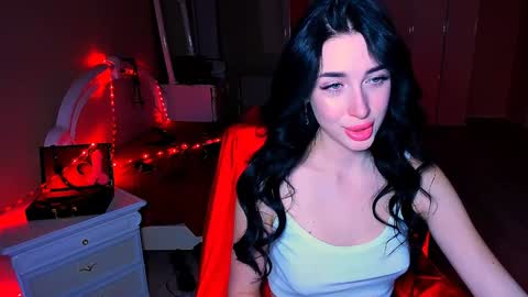 Snapshot of bad_desire chatting on January 19, 2:59 pm Miss Desire...do you remember online show from January 19, 2:59 pm