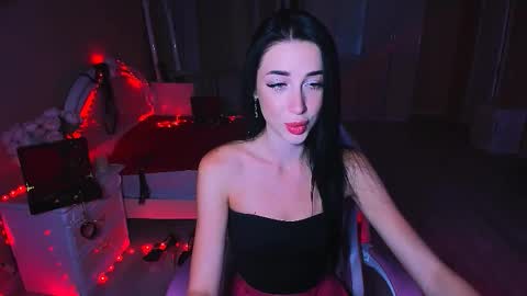 Snapshot of bad_desire chatting on September 23, 10:31 am Miss Desire...do you remember online show from September 23, 10:31 am
