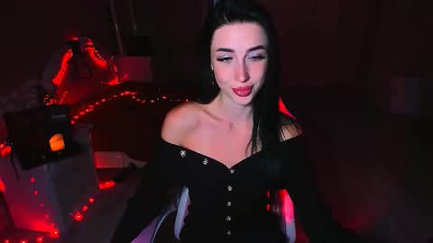 Snapshot of bad_desire chatting on September 10, 7:31 am Miss Desire...do you remember online show from September 10, 7:31 am
