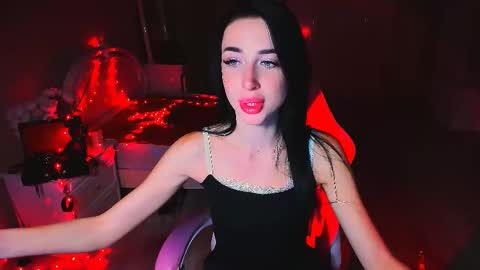 Snapshot of bad_desire chatting on October 3, 2:36 pm Miss Desire...do you remember online show from October 3, 2:36 pm