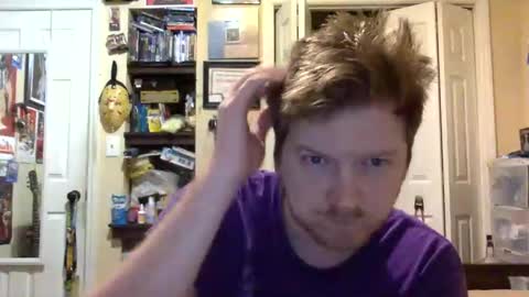 Snapshot of badboyboogie78 chatting on October 30, 8:37 am Hylian97 online show from October 30, 8:37 am