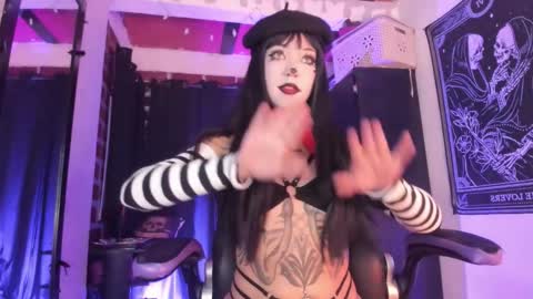 Snapshot of badkatyuska chatting on October 23, 6:53 pm        Please help me to reach 100 thumbs up online show from October 23, 6:53 pm