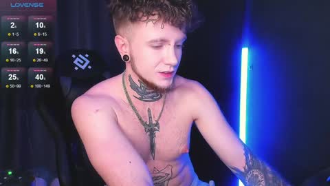 Snapshot of badrabbit__ chatting on January 15, 11:32 am Alex online show from January 15, 11:32 am