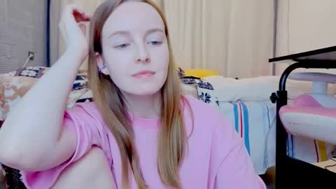 Alice online show from December 21, 6:03 pm