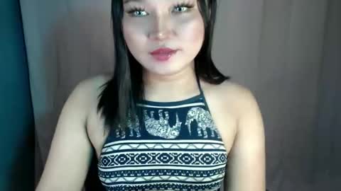 april online show from October 18, 6:45 pm