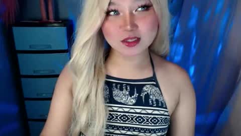 april online show from October 3, 5:43 pm