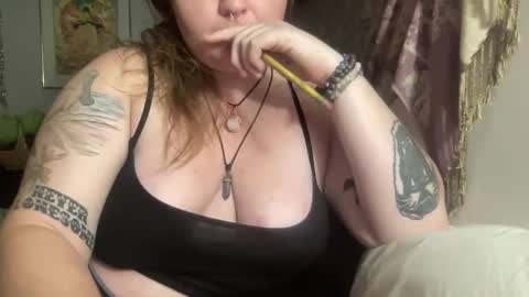 Rubi online show from November 27, 11:18 am