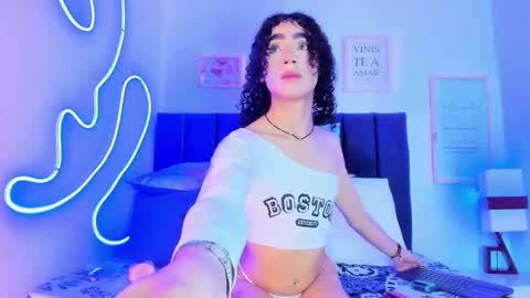 ballesteros_ online show from October 19, 9:03 am