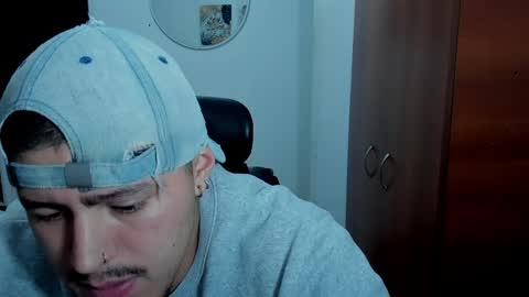 Andres -  online show from May 26, 4:07 am