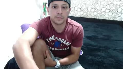 YOANDRES online show from February 5, 9:50 pm