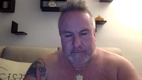 banana5289 online show from April 8, 10:46 pm