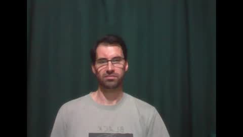 Ezequiel online show from April 16, 2:11 am